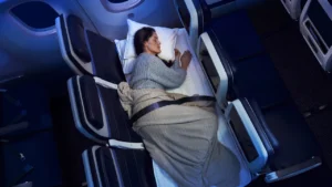 United's New Economy Seats Turn Into Beds on Flights