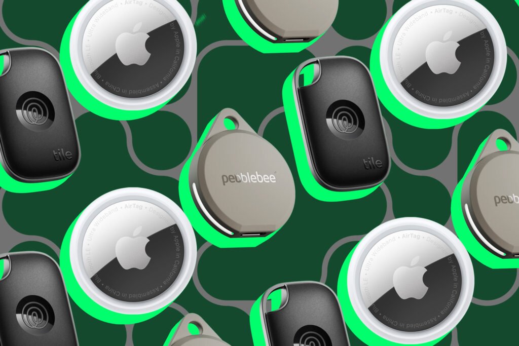 Tiny Bluetooth Tags Help You Find Lost Keys and Wallets
