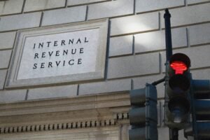 IRS Tests Palantir Software to Pick Who Gets Audited