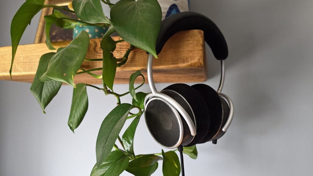 Former Sennheiser Designer Creates Wild New Headphones