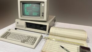 Microsoft Releases 40-Year-Old DOS Code That Started Windows