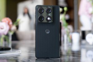 Motorola's New Razr Fold Costs $1,900