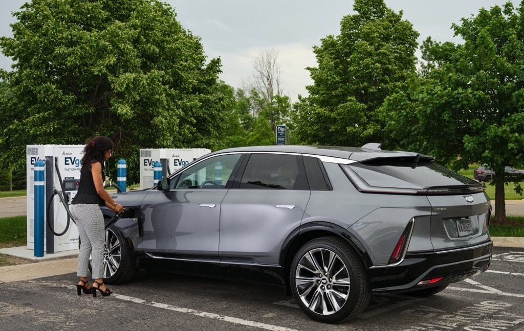 Americans Skip New Cars and Buy Used Electric Vehicles Instead