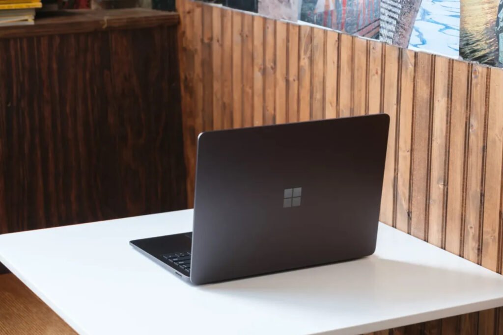 Microsoft’s New Surface Laptop Gets OLED Screen