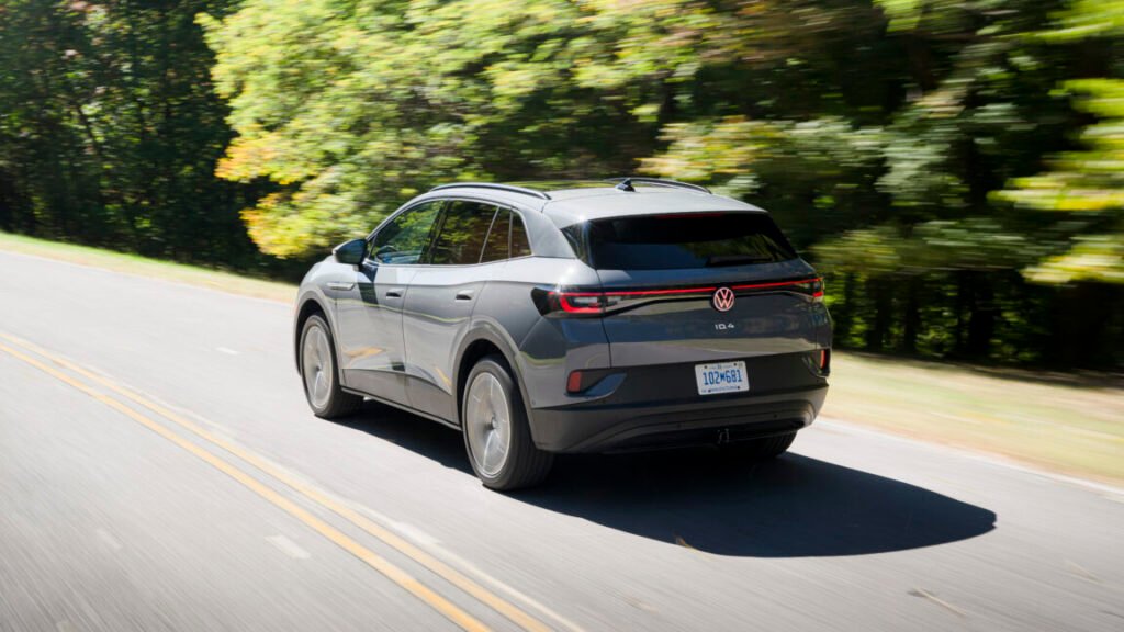Volkswagen Cancels Electric SUV to Build Gas-Powered One