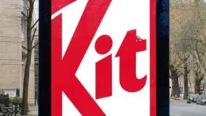Kit Kat Changes Its Logo To Match How You Actually Eat It