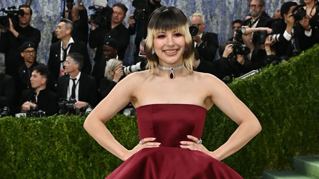 Olympic Skater Discovers She’s Famous at Met Gala