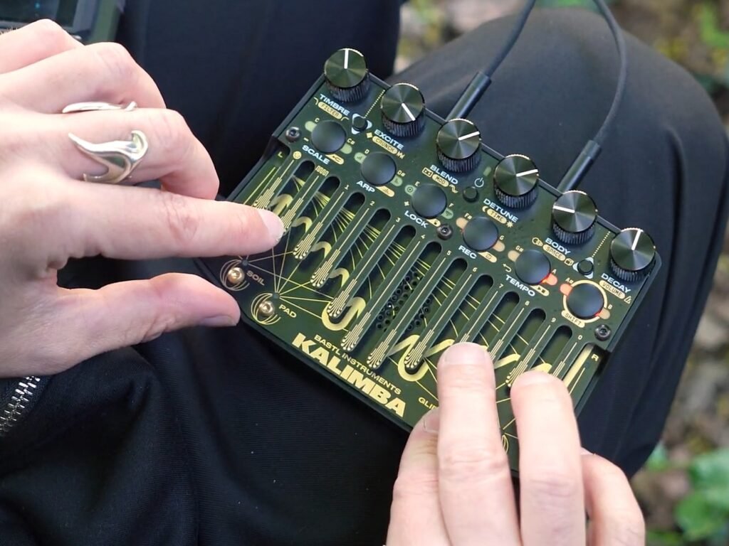 This Electronic Thumb Piano Is Actually a Wild Synthesizer